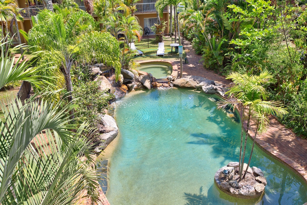 Cairns Rainbow Resort - Holiday Find