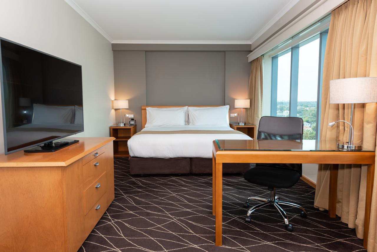 Holiday Inn Sydney Airport - Holiday Find